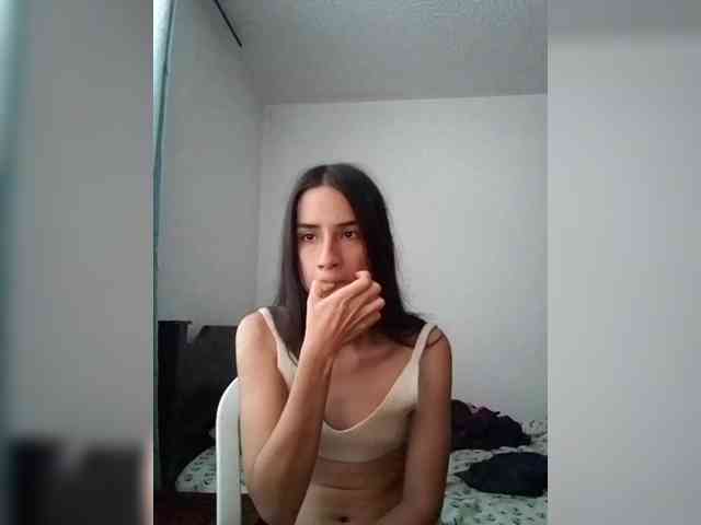 Dannali22 webcam