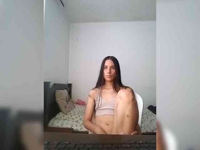 Dannali22 webcam