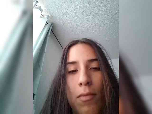 Dannali22 webcam