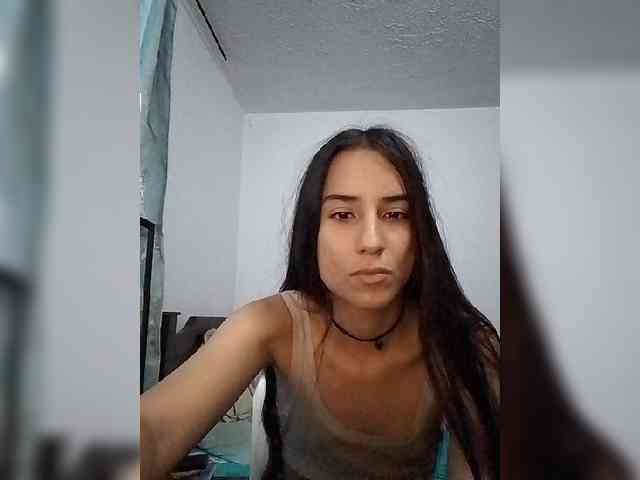 Dannali22 webcam