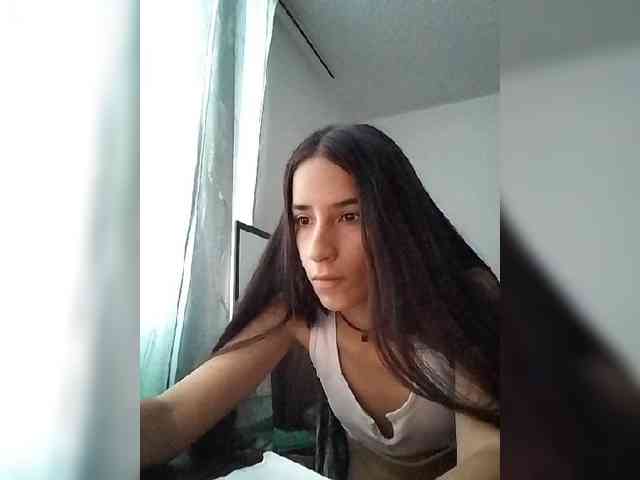 Dannali22 webcam