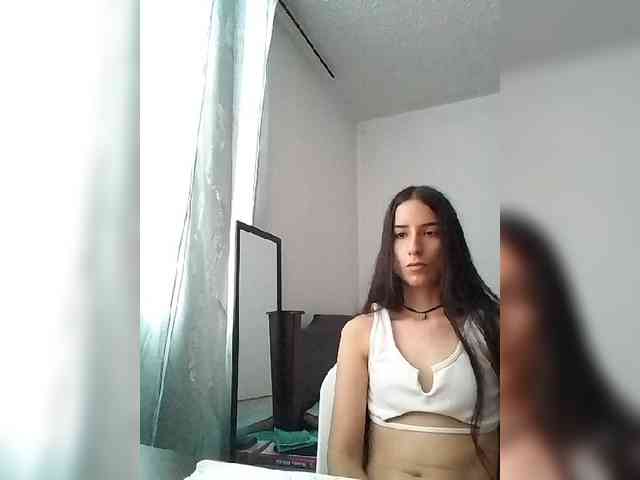 Dannali22 webcam