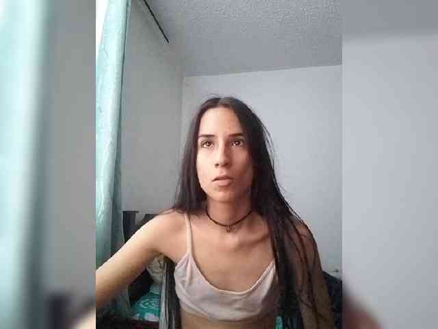 Dannali22 webcam