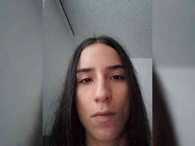 Dannali22 webcam