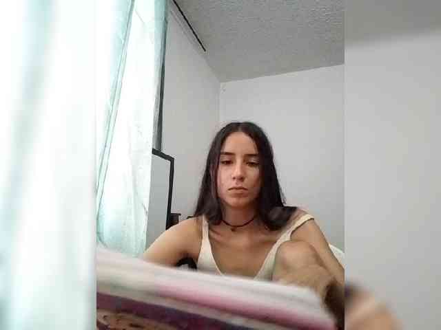Dannali22 webcam