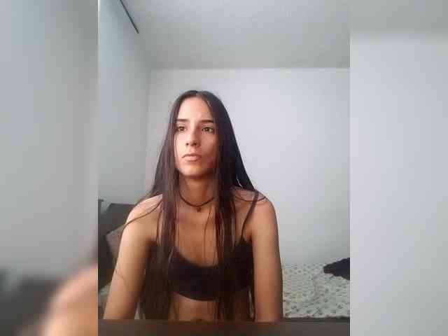 Dannali22 webcam