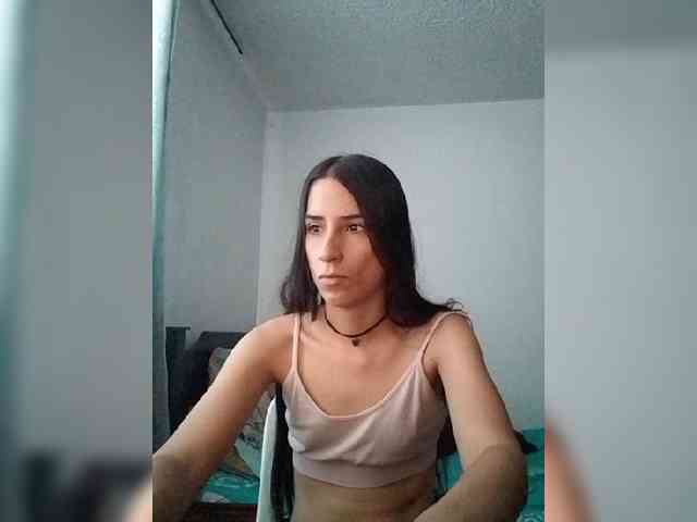 Dannali22 webcam