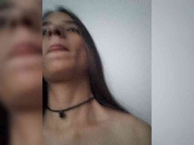 Dannali22 webcam