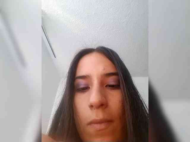 Dannali22 webcam