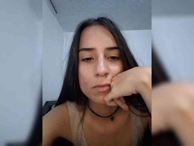 Dannali22 webcam