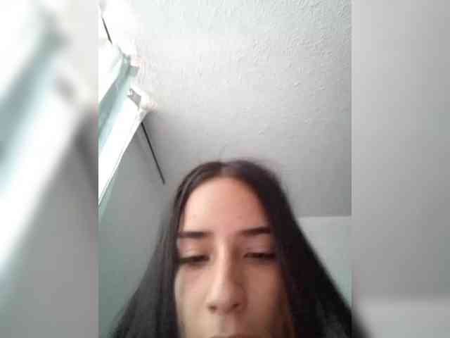 Dannali22 webcam