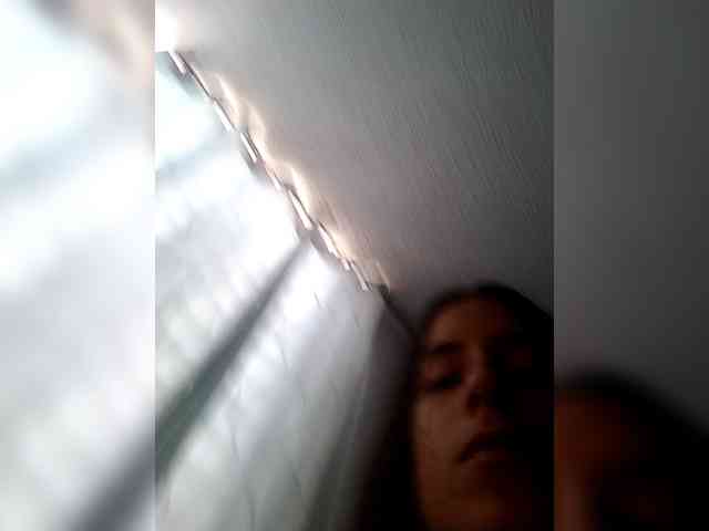 Dannali22 webcam