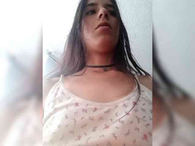Dannali22 webcam