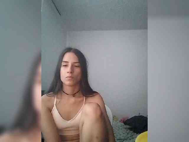 Dannali22 webcam