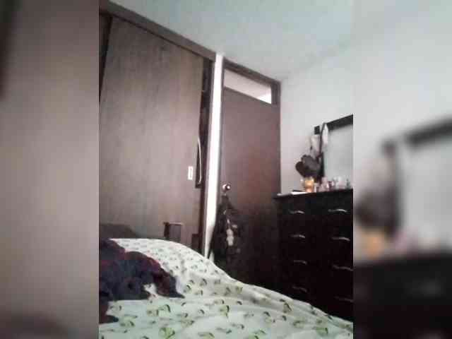 Dannali22 webcam