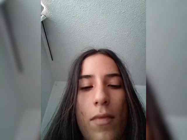 Dannali22 webcam