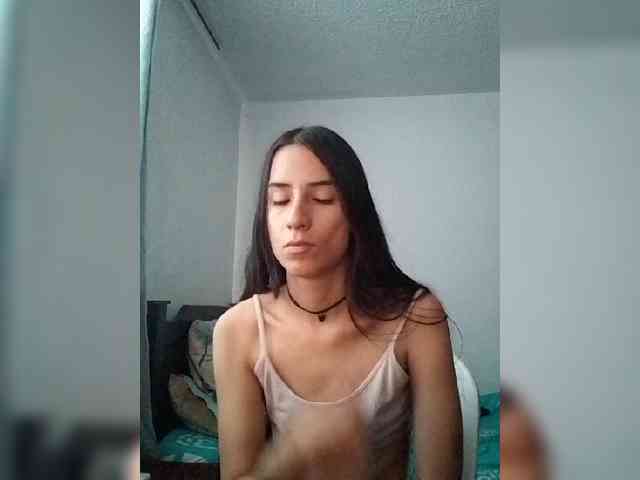 Dannali22 webcam