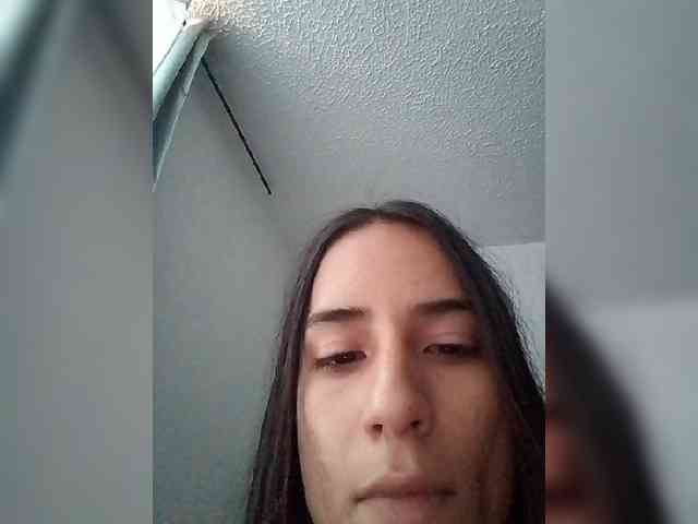 Dannali22 webcam