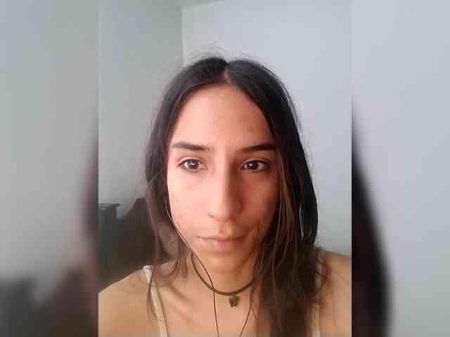Dannali22 webcam