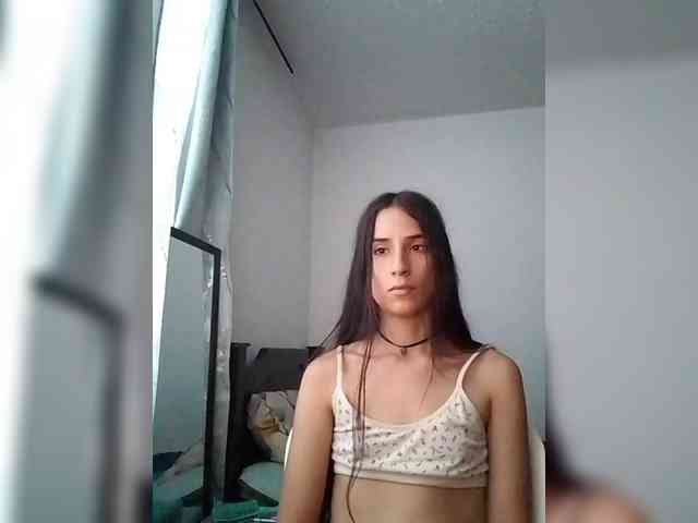 Dannali22 webcam