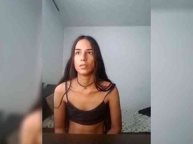 Dannali22 webcam