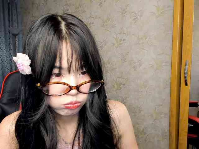 Akiba-cute webcam