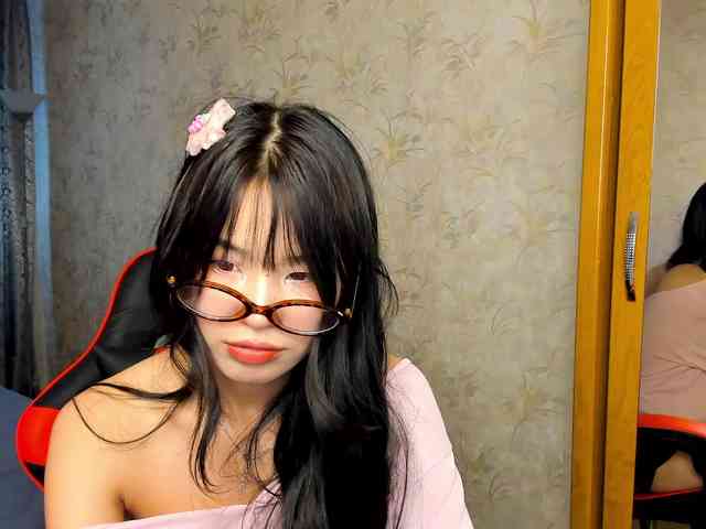 Akiba-cute webcam