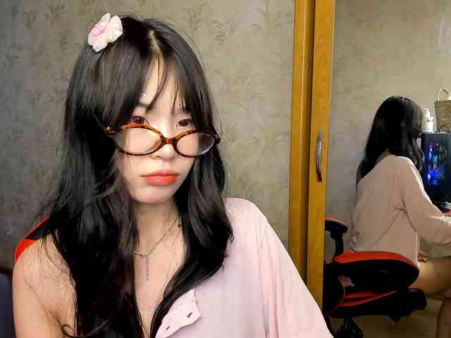 Akiba-cute webcam