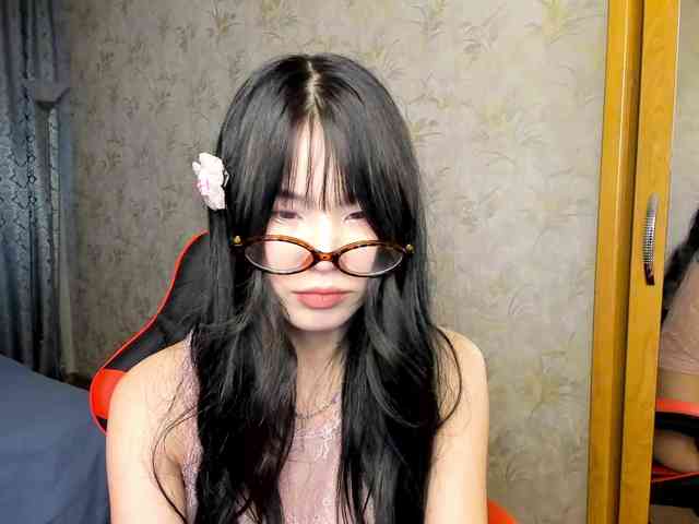 Akiba-cute webcam