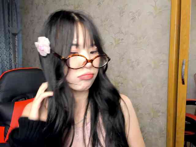 Akiba-cute webcam