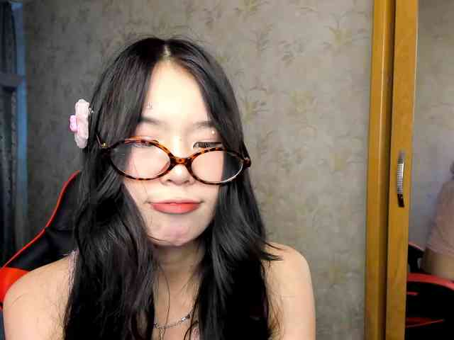 Akiba-cute webcam