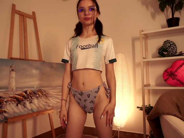 Pugovka-Squirter live cam on BongaCams