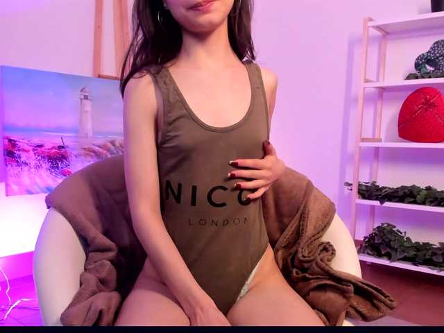 Pugovka-Squirter live cam on BongaCams
