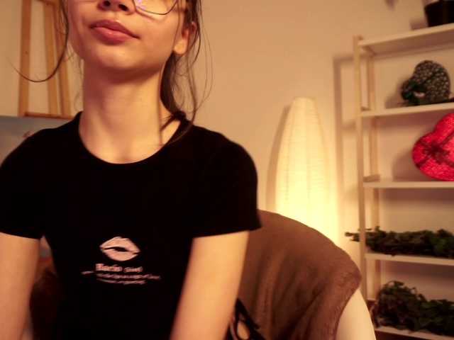 Pugovka-Squirter live cam on BongaCams