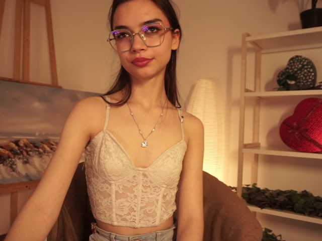 Pugovka-Squirter live cam on BongaCams