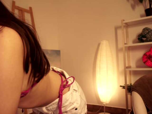 Pugovka-Squirter live cam on BongaCams