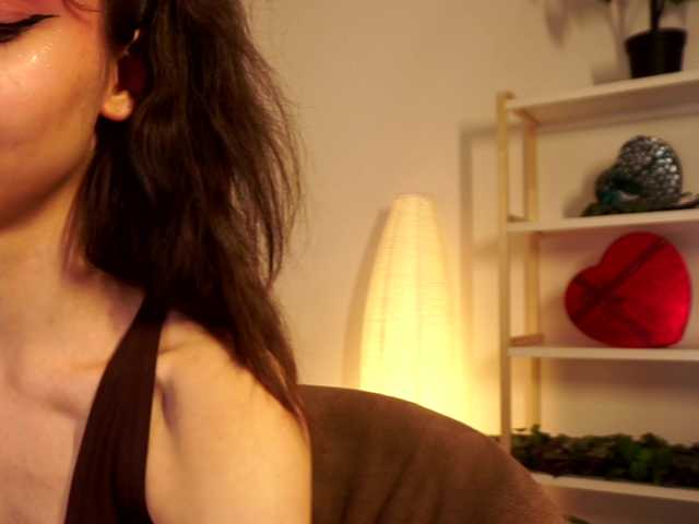 Pugovka-Squirter live cam on BongaCams