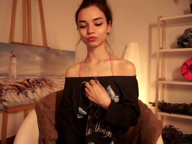 Pugovka-Squirter live cam on BongaCams