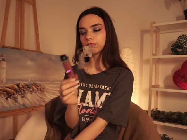 Pugovka-Squirter live cam on BongaCams
