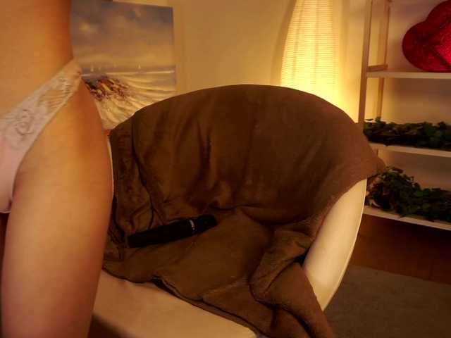 Pugovka-Squirter live cam on BongaCams