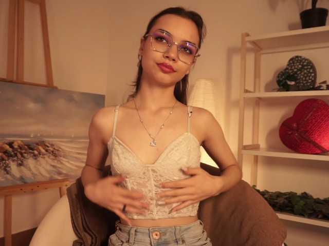 Pugovka-Squirter live cam on BongaCams