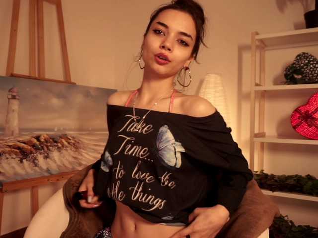 Pugovka-Squirter live cam on BongaCams