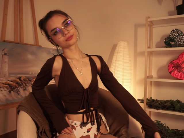Pugovka-Squirter live cam on BongaCams