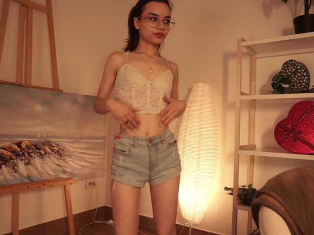 Pugovka-Squirter live cam on BongaCams