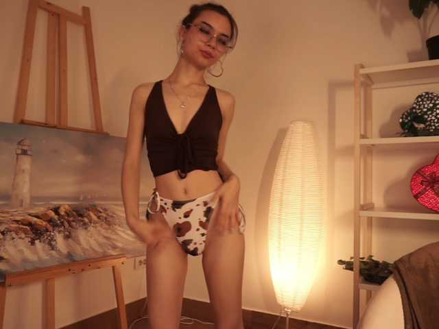 Pugovka-Squirter live cam on BongaCams