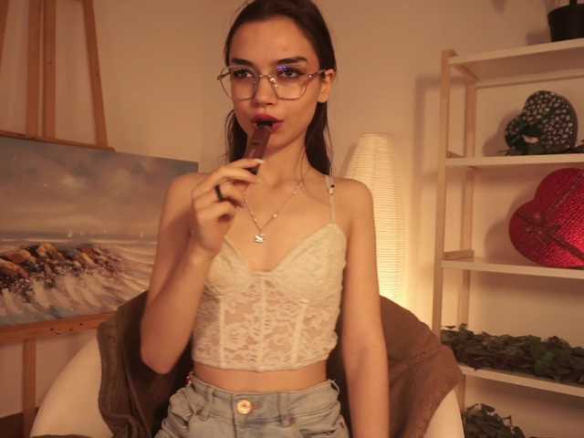 Pugovka-Squirter live cam on BongaCams