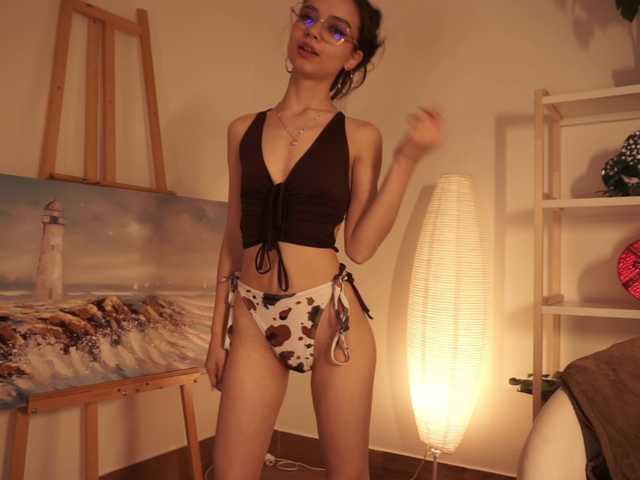Pugovka-Squirter live cam on BongaCams