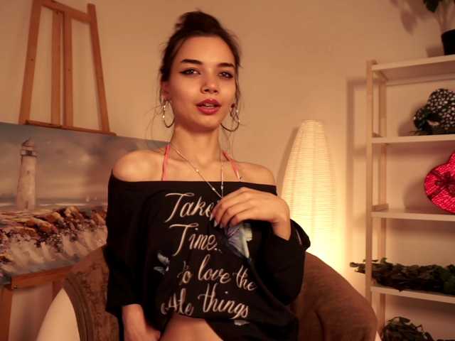 Pugovka-Squirter live cam on BongaCams