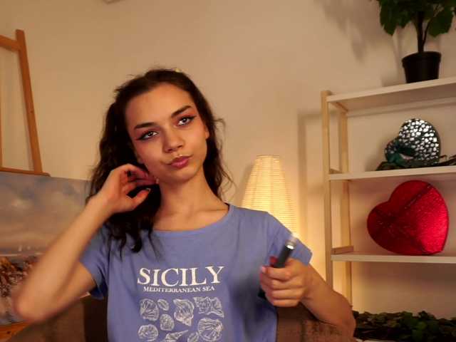 Pugovka-Squirter live cam on BongaCams