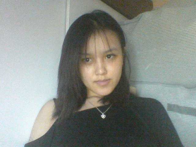 Alina-2k live cam on BongaCams